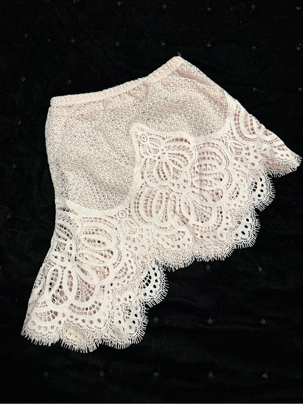Victoria's Secret Blush Lace Boy Short with Scalloped Trim - Picture 2 of 4